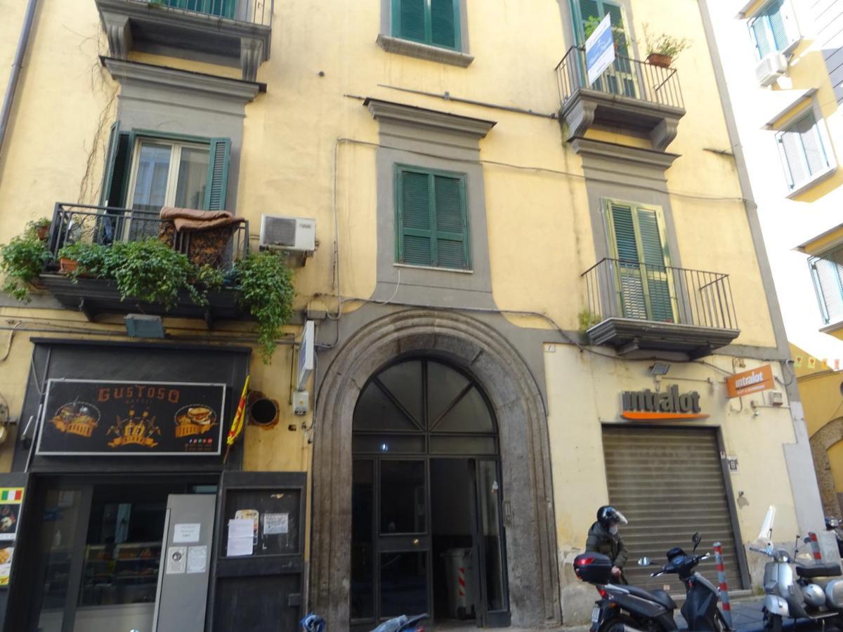 Panto' Apartment 2 Steps To Toledo Street Naples Exterior photo